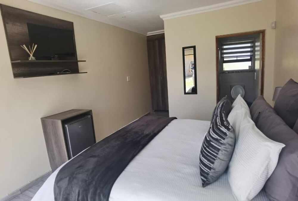 Room interior at Lasev Resort, photo 2