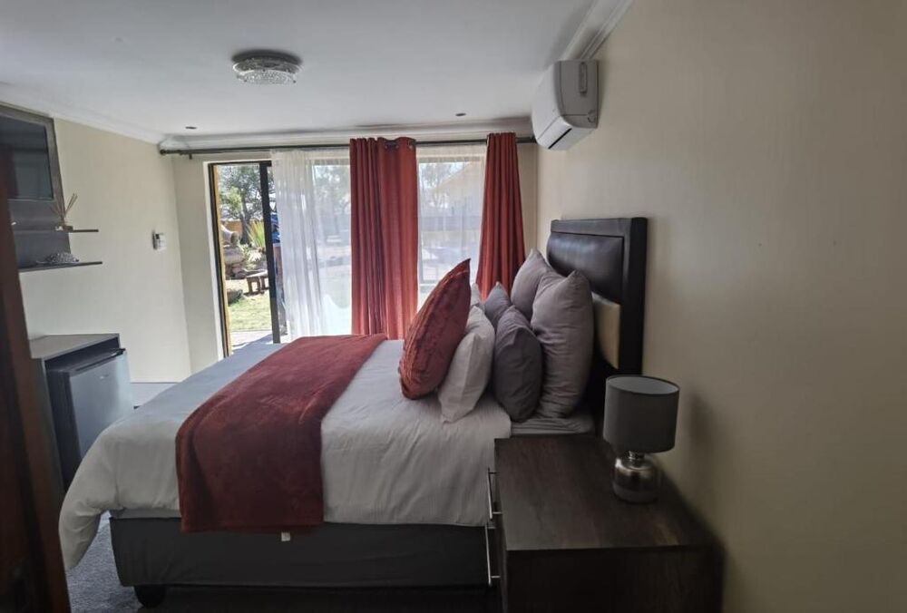 Room interior at Lasev Resort, photo 3
